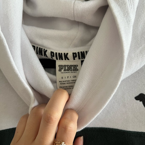 Sweater - Picture 3 of 4